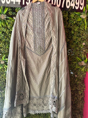 UNSTITCHED PREMIM MULMUL DESIGNER SUITS.