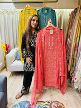 UNSTITCHED PURE GEORGETTE THREAD WORK PEARL WORK SUITS