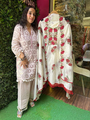 UNSTITCHED PURE MULMUL ROSES SUIT.