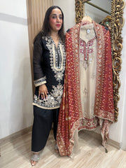 UNSTITCHED PURE TISSUE ORGANZA HANDWORK SUITS.