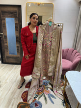 UNSTITCHED PURE CRUSH TISSUE SILK HANDWORK SUITS.