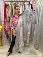 UNSTITCHED PURE TISSUE ORGANZA APPLIQUE HANDWORK SUITS.
