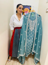 UNSTITCHED PURE MULMUL CHANDERI SUITS.