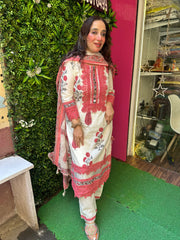 STITCHED PURE SOFT COTTON BLOCK PRINTING SUITS WITH LACES.