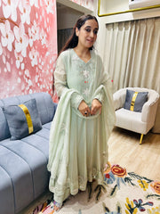STITCHED PURE MULMUL KALIDARS.