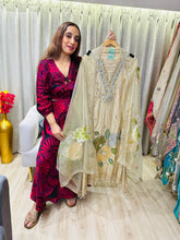 UNSTITCHED PURE SILK BROCADE SUITS.