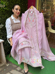 UNSTITCHED PURE MULMUL HANDWORK SUITS.