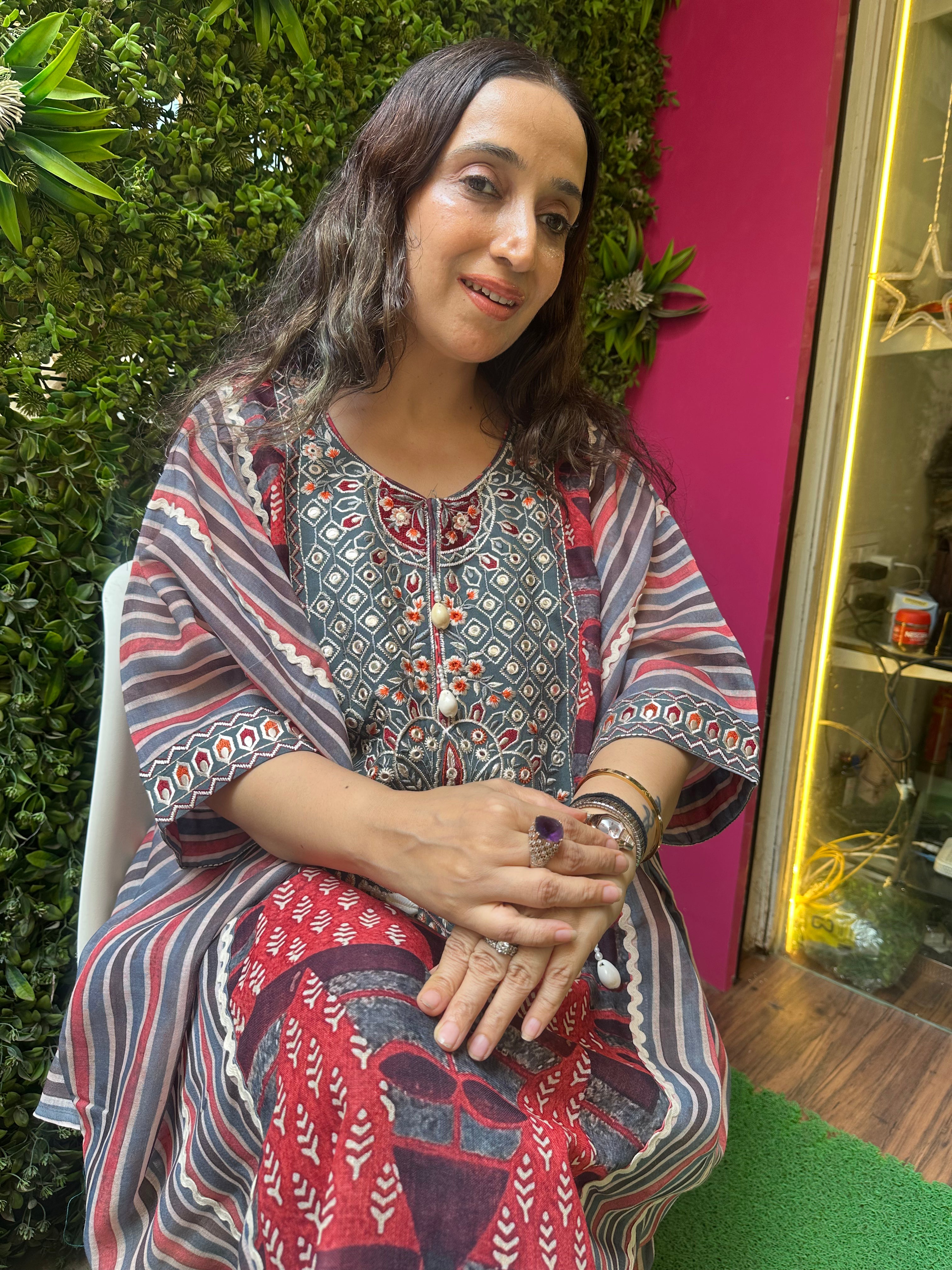 STITCHED PURE LINEN CHOGA SETS