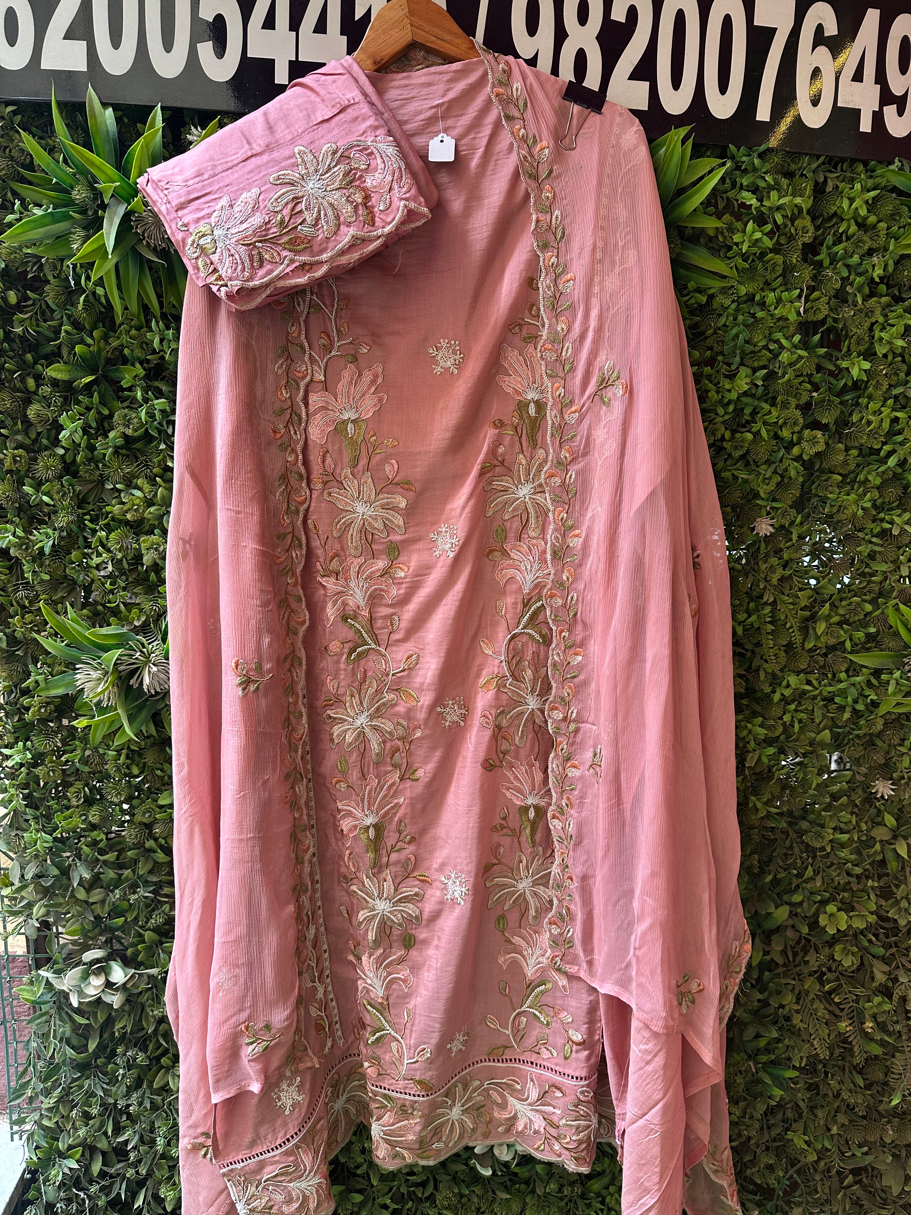 UNSTITCHED MULMUL SUITS WITH RESHAM WORK.