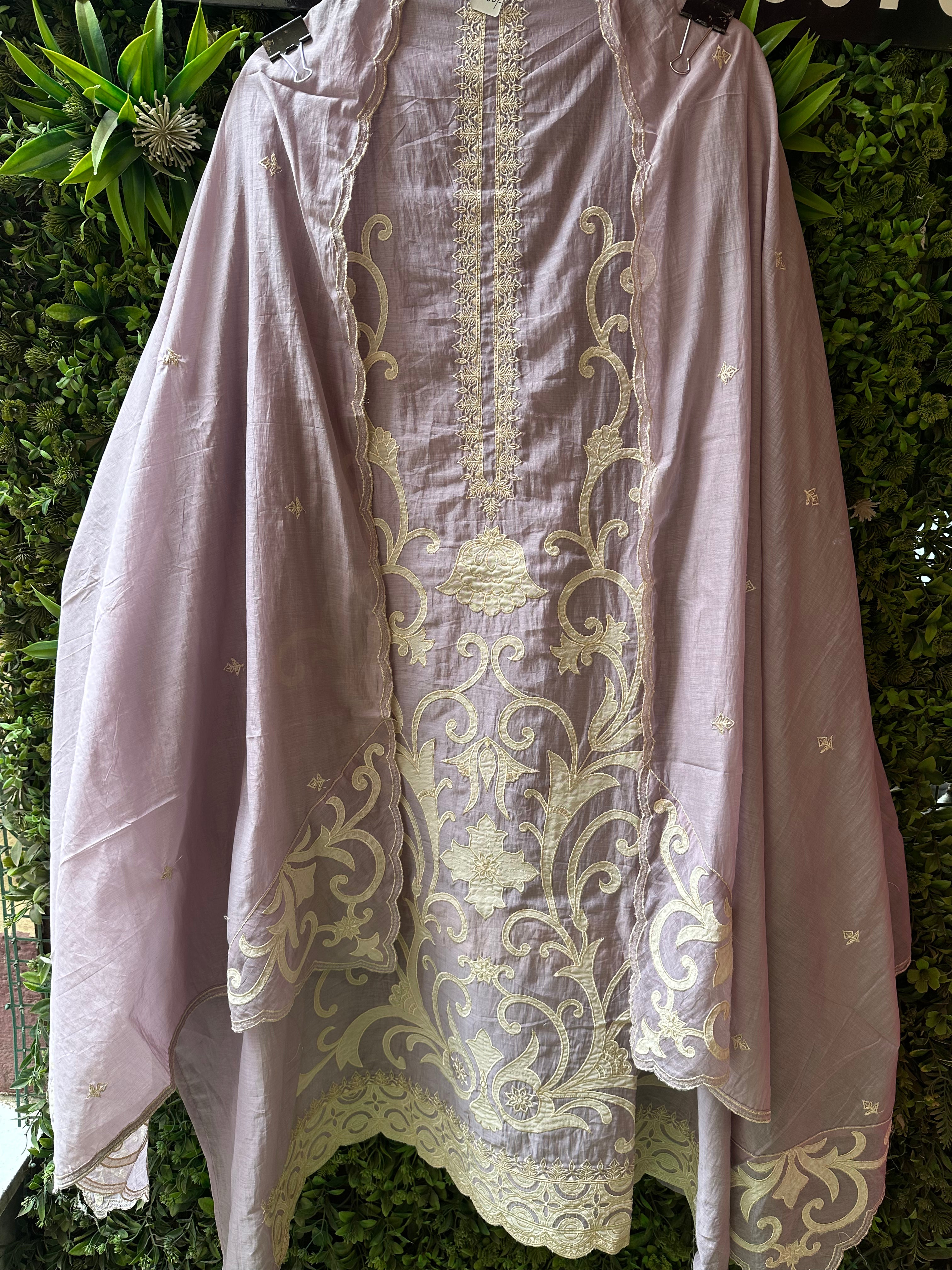 UNSTITCHED PURE MULMUL CHANDERI SUITS.