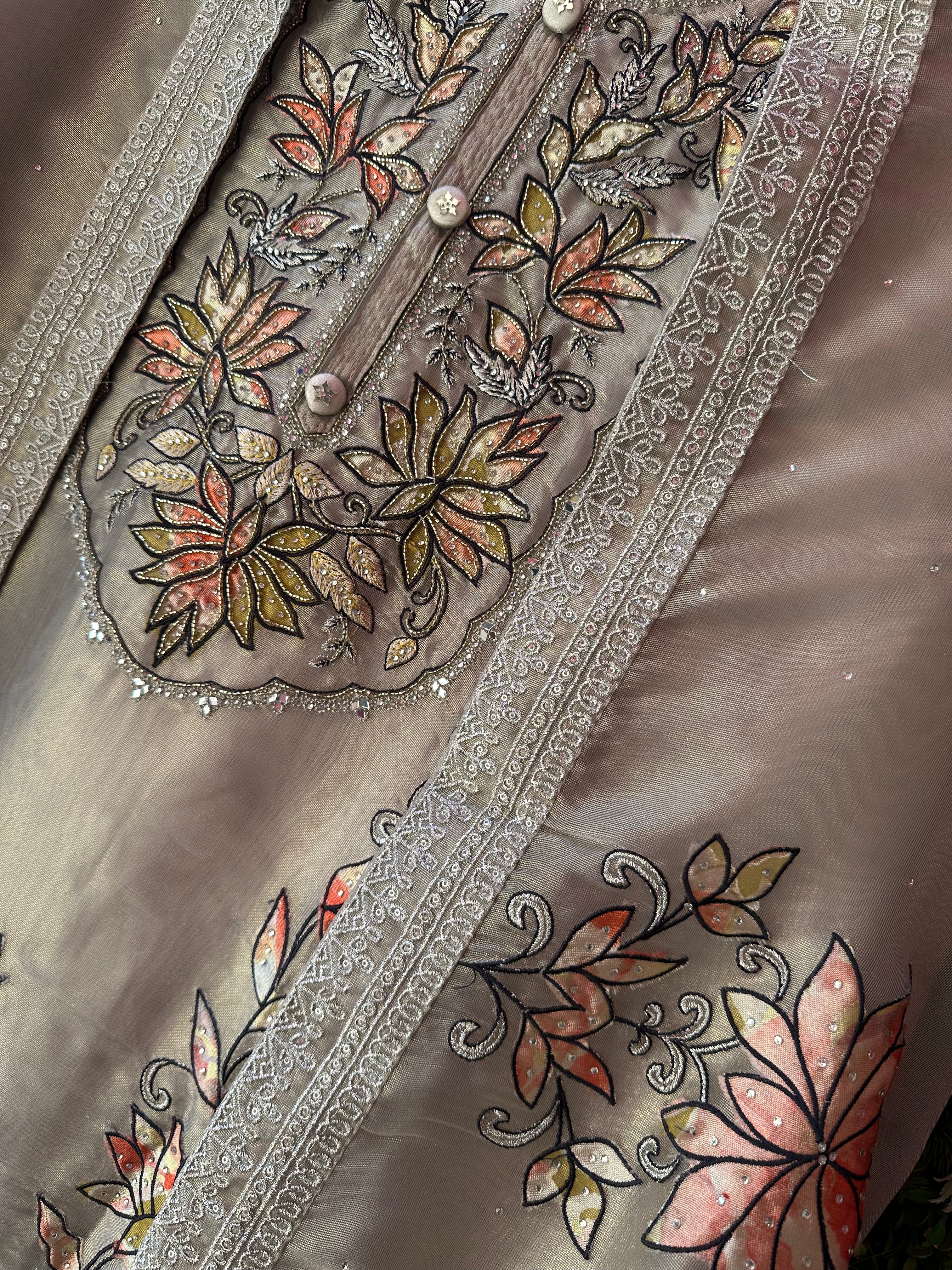 UNSTITCHED PURE TISSUE ORGANZA HANDWORK SUITS.