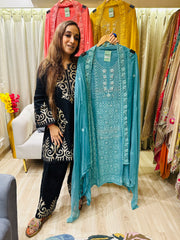 UNSTITCHED PURE GEORGETTE THREAD WORK PEARL WORK SUITS
