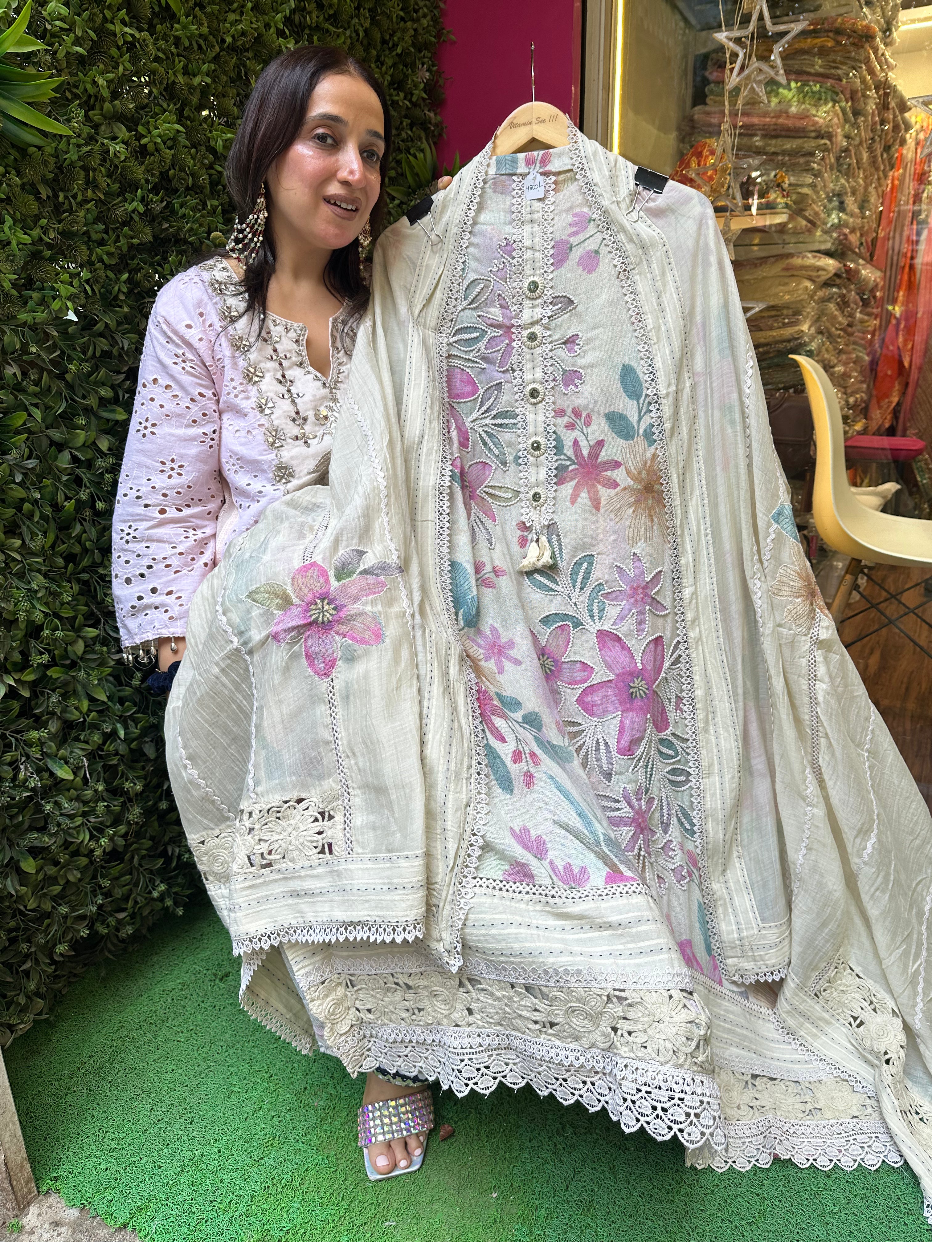 UNSTITCHED DESIGNER MULMUL SUITS.