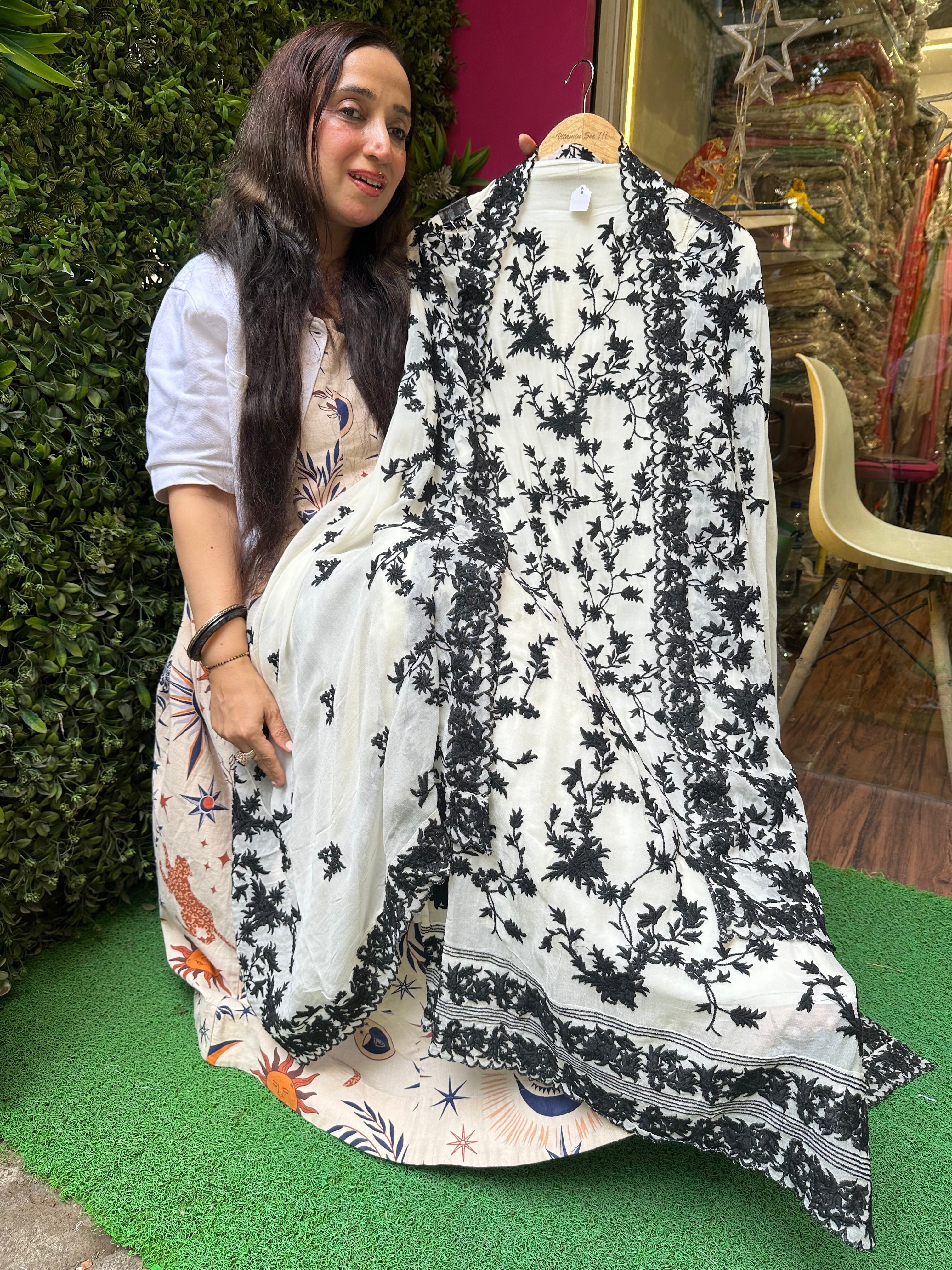 UNSTITCHED PURE GEORGETTE KASHMIRI THREAD WORK INSPIRED SUITS.