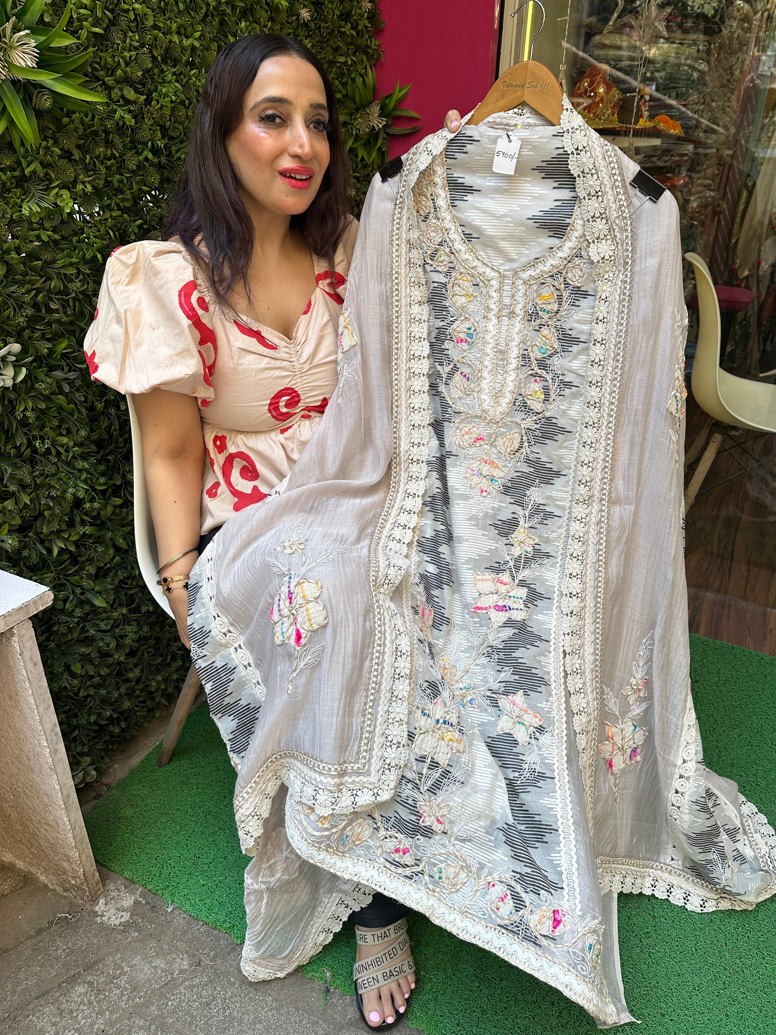 Unstitched PURE PREMIUM MULMUL JUTE WORK DESIGNER Suits.