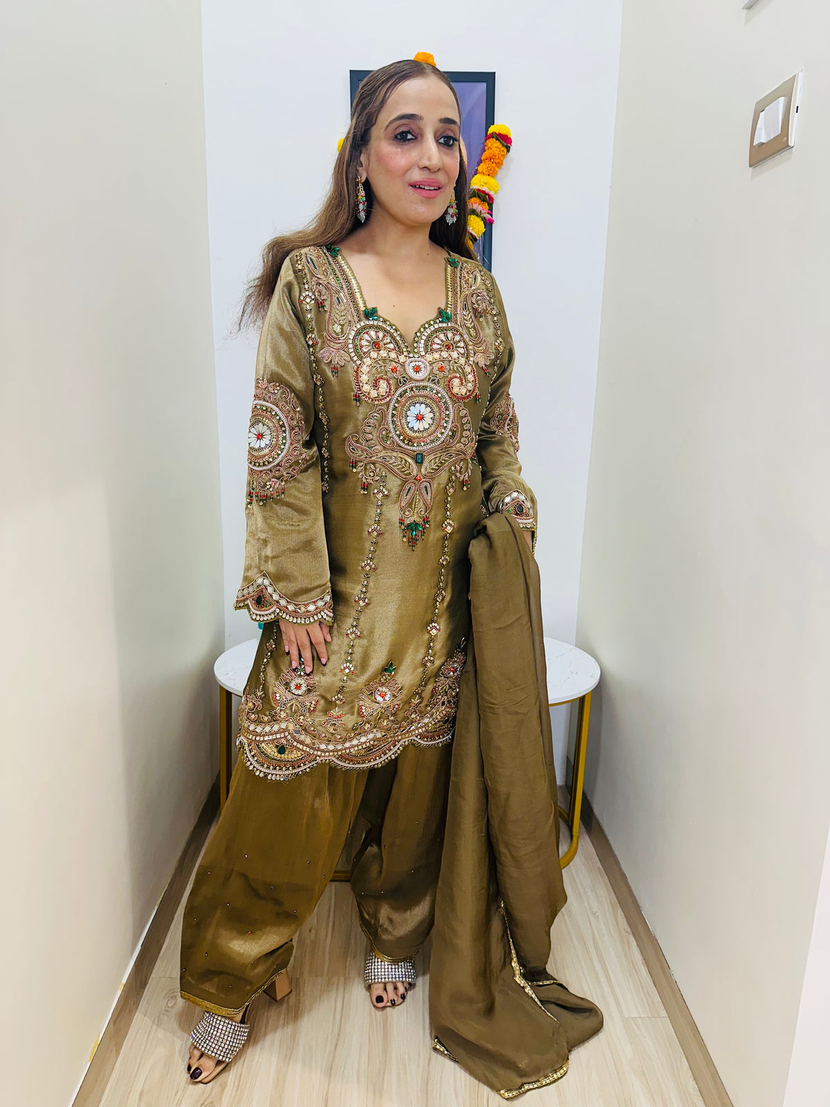 STITCHED PURE GIRAFFE TISSUE HANDWORK SUITS