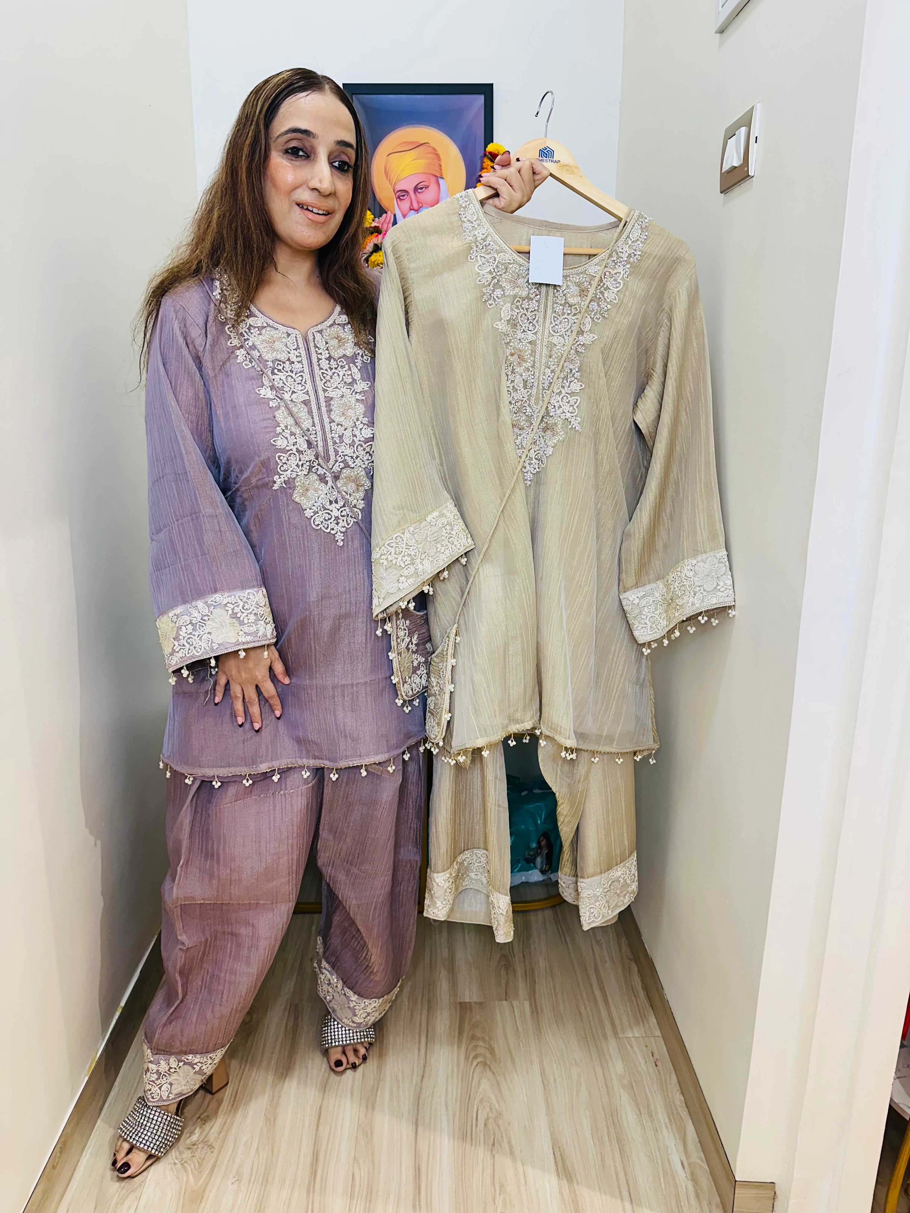 STITCHED SOFT CRUSH TISSUE NALKI AND CUTDANA WORK CHOGAS .
