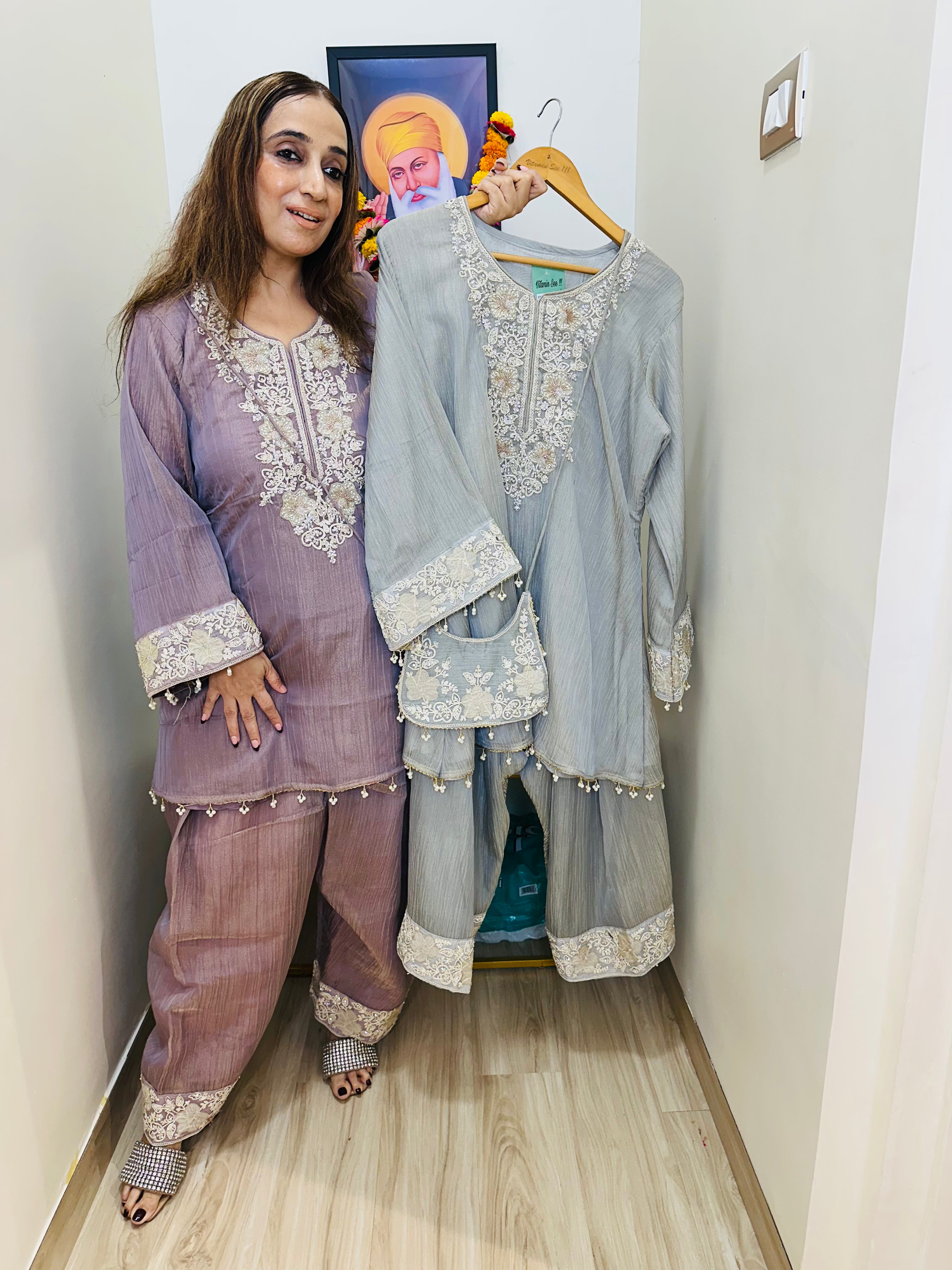 STITCHED SOFT CRUSH TISSUE NALKI AND CUTDANA WORK CHOGAS .