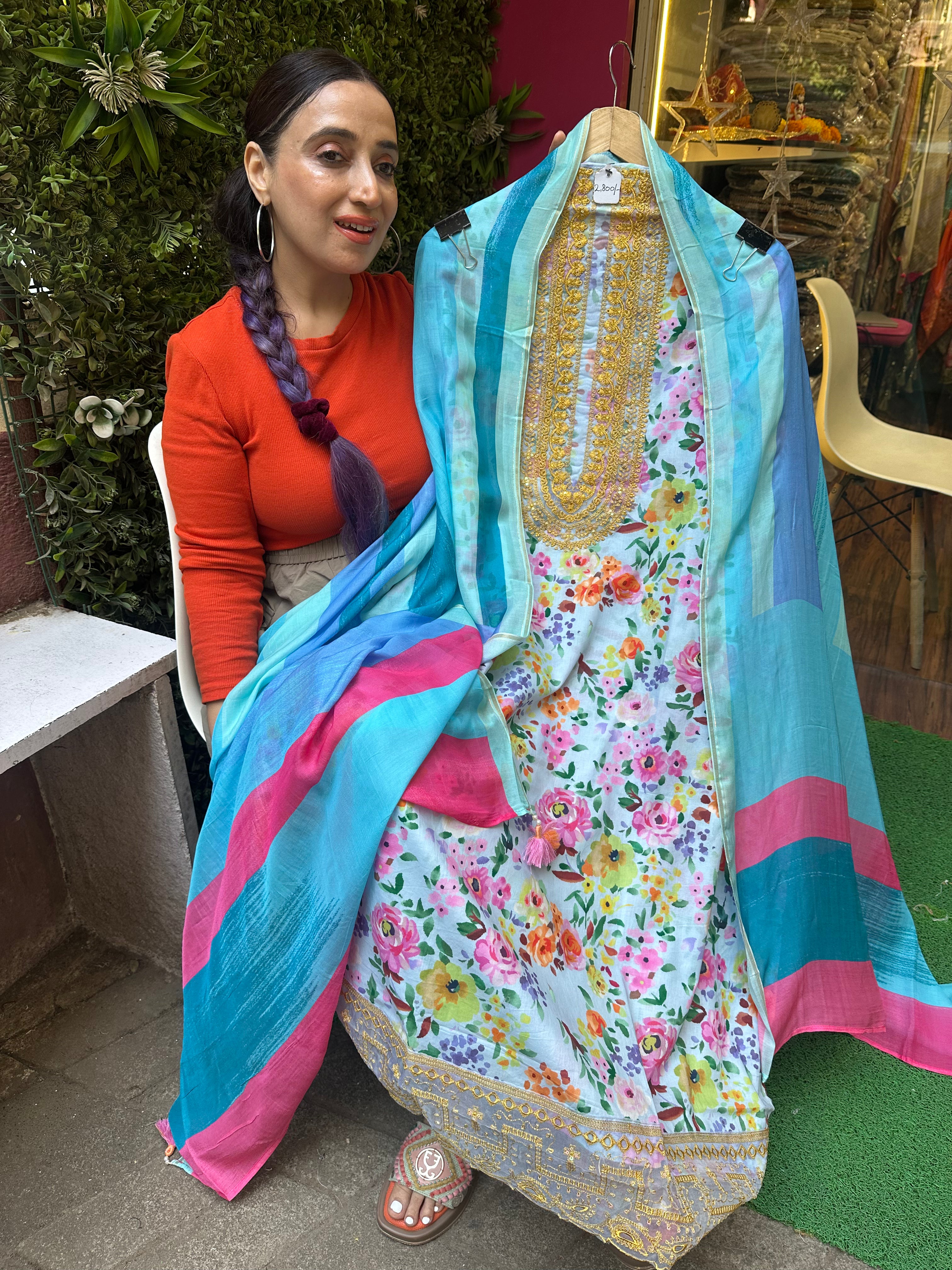 Unstitched PURE MULMUL VINTAGE PRINTING SUITS.
