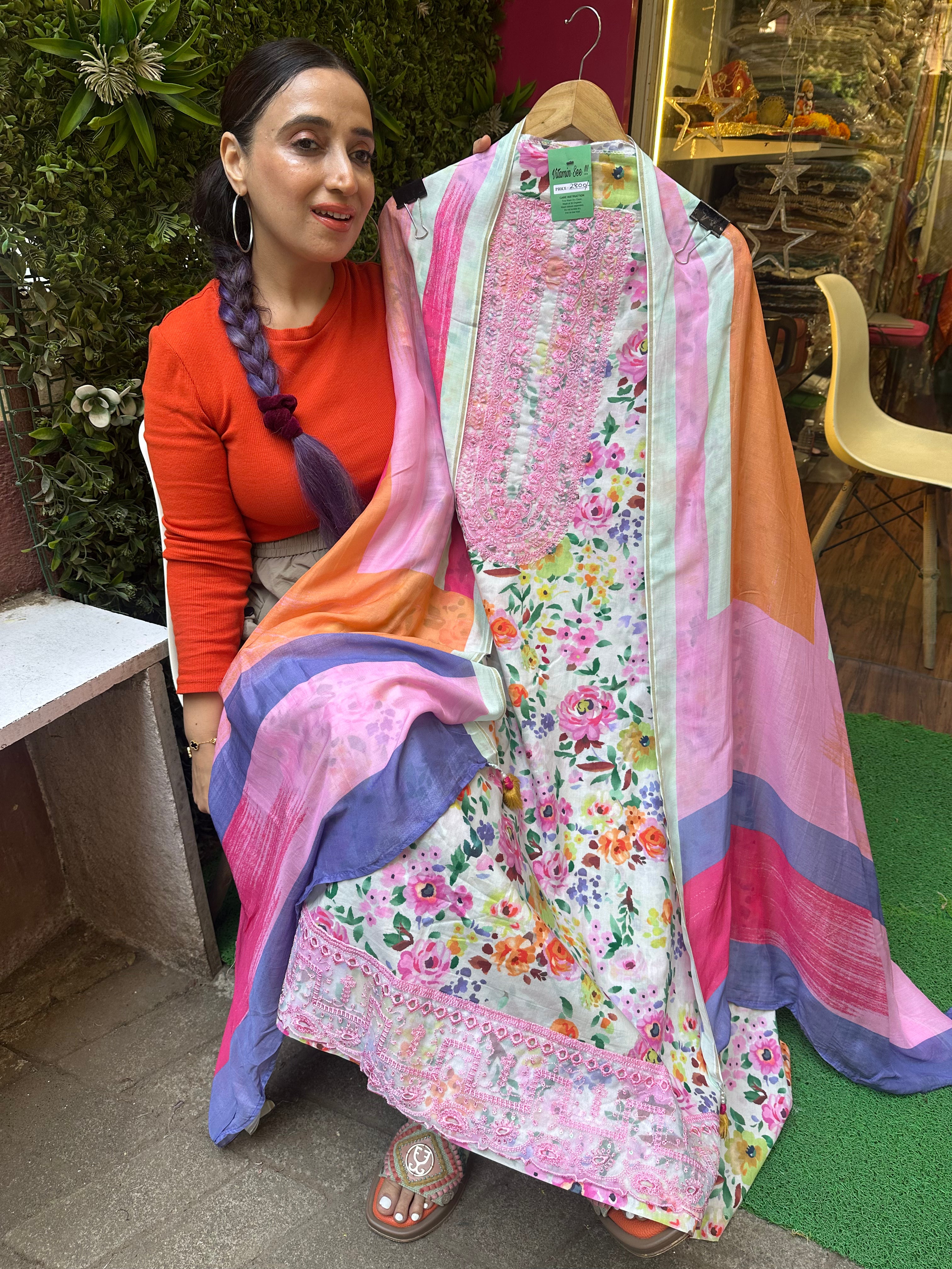 Unstitched PURE MULMUL VINTAGE PRINTING SUITS.