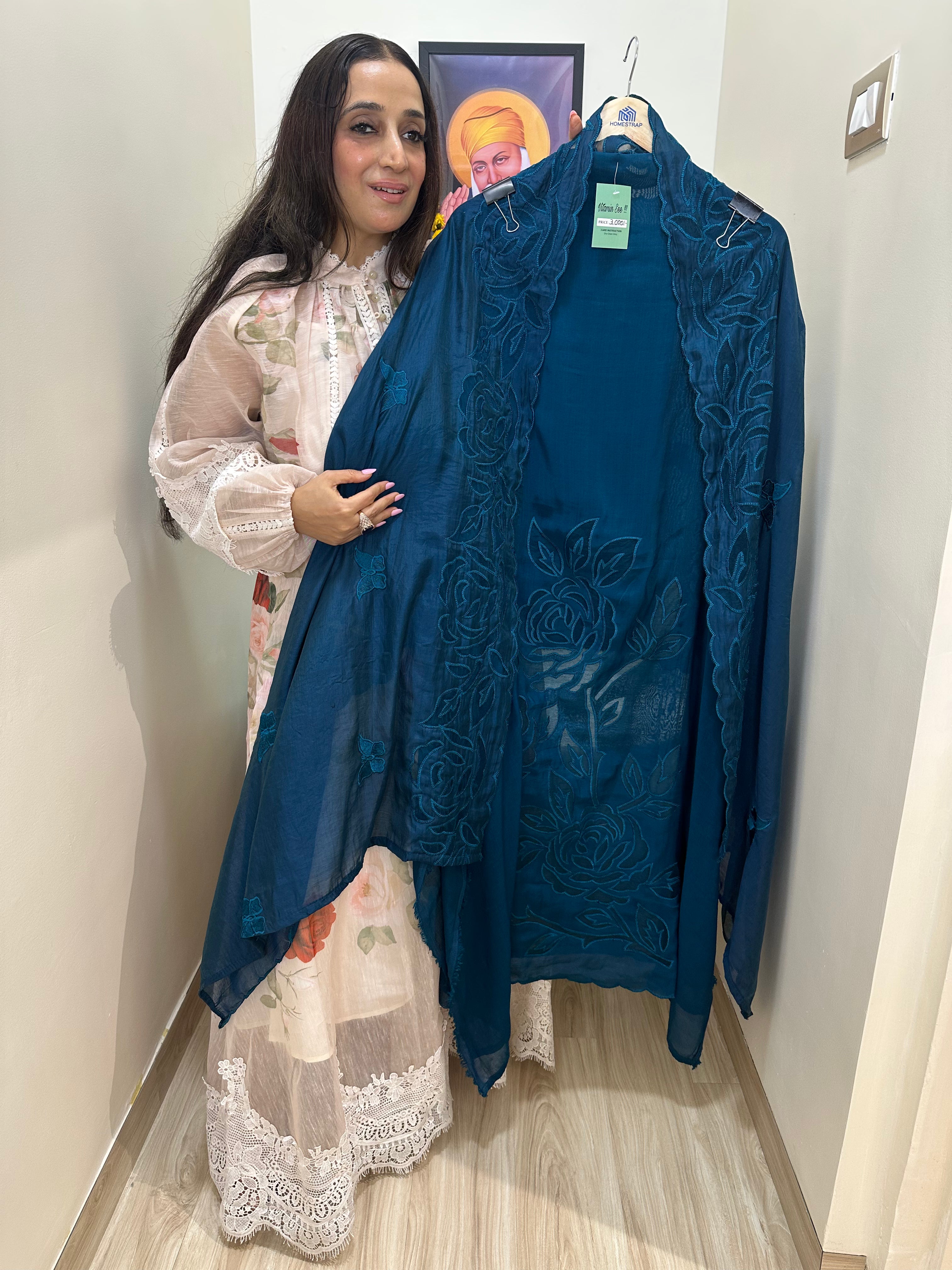 UNSTITCHED PURE MULMUL CHANDERI APPLIQUE CUTWORK SUITS.