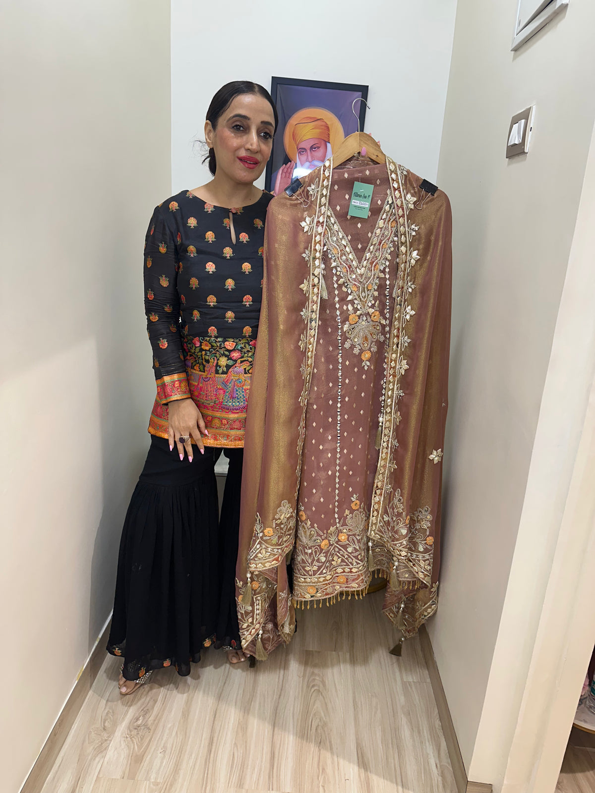 UNSTITCHED PURE TISSUE BANARSI HANDWORK SUITS.