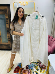 UNSTITCHED PURE MULMUL CHANDERI EMBROIDERED SUITS.