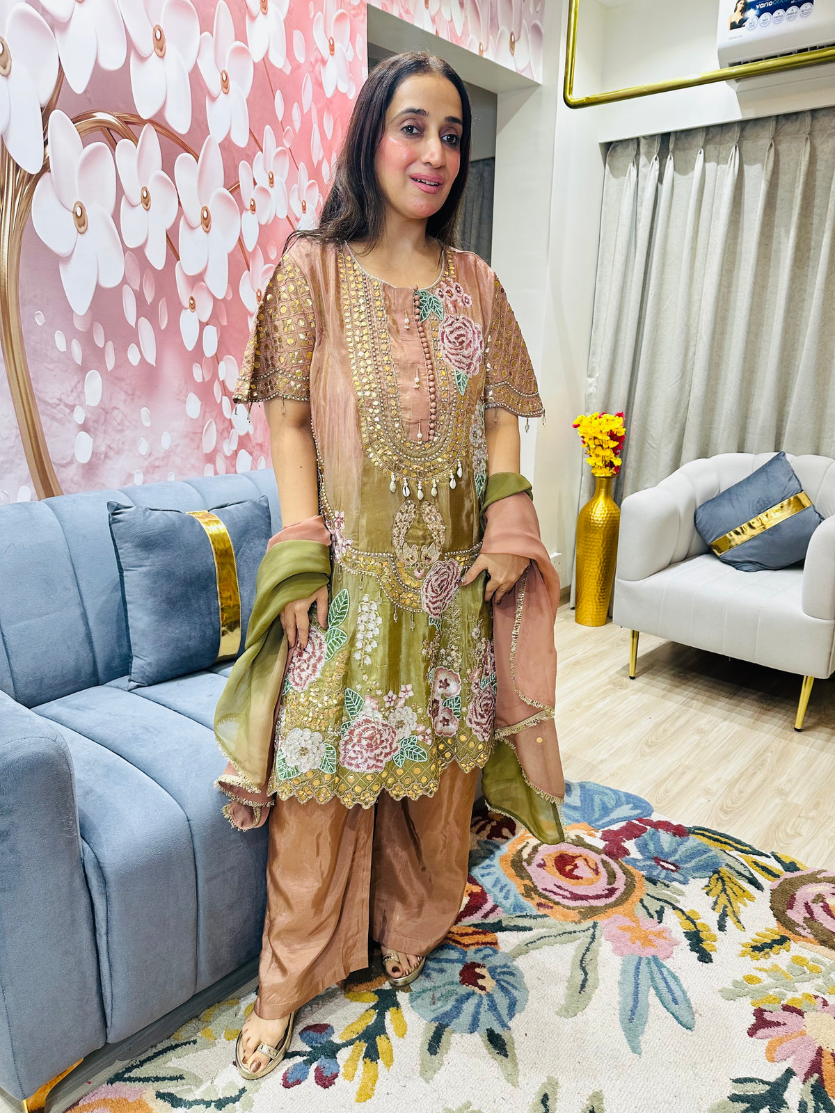 STITCHED PURE TISSUE ORGANZA HANDWORK SUITS.