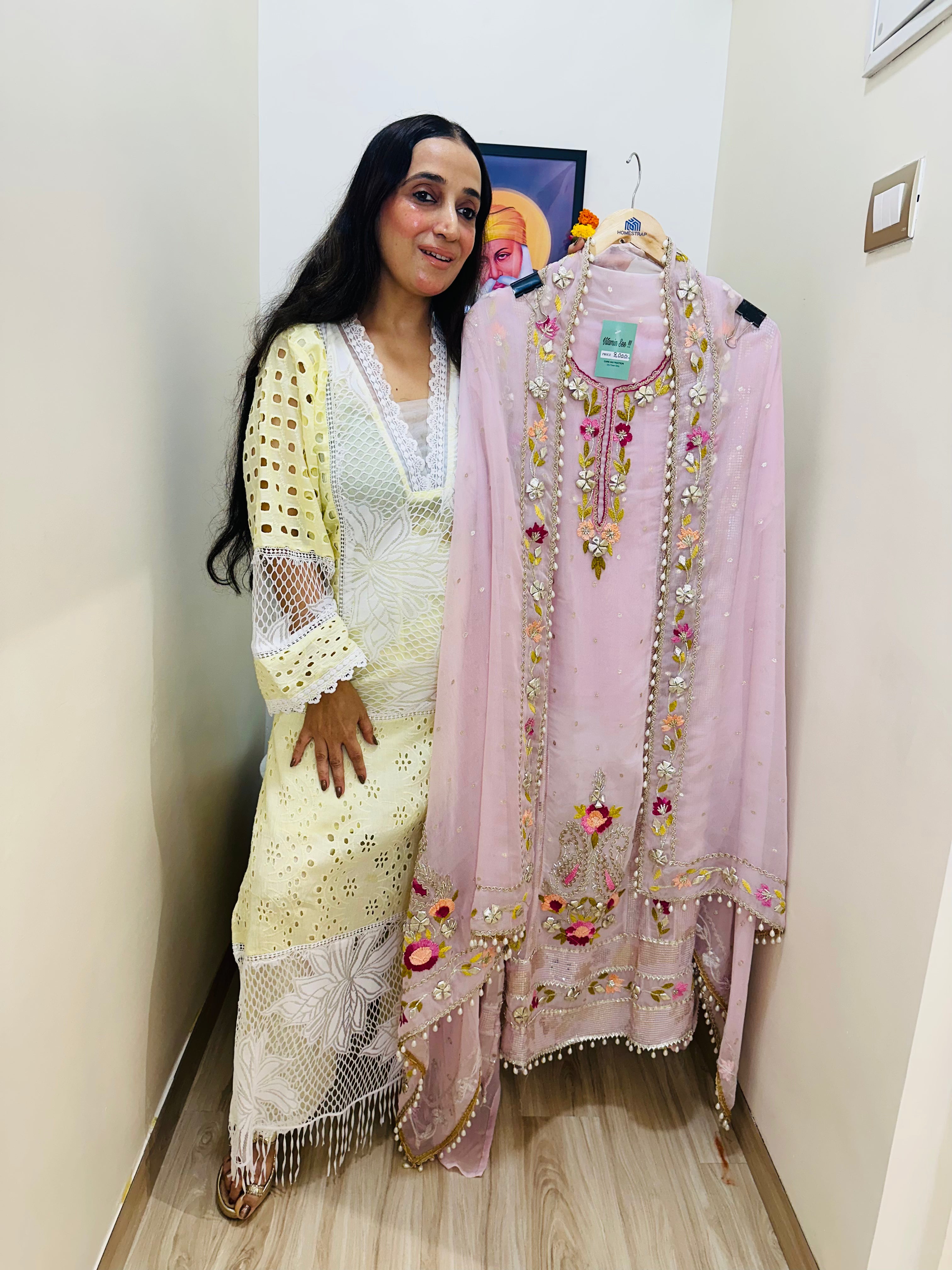 UNSTITCHED PURE SOFT ORGANZA HANDWORK SUITS.