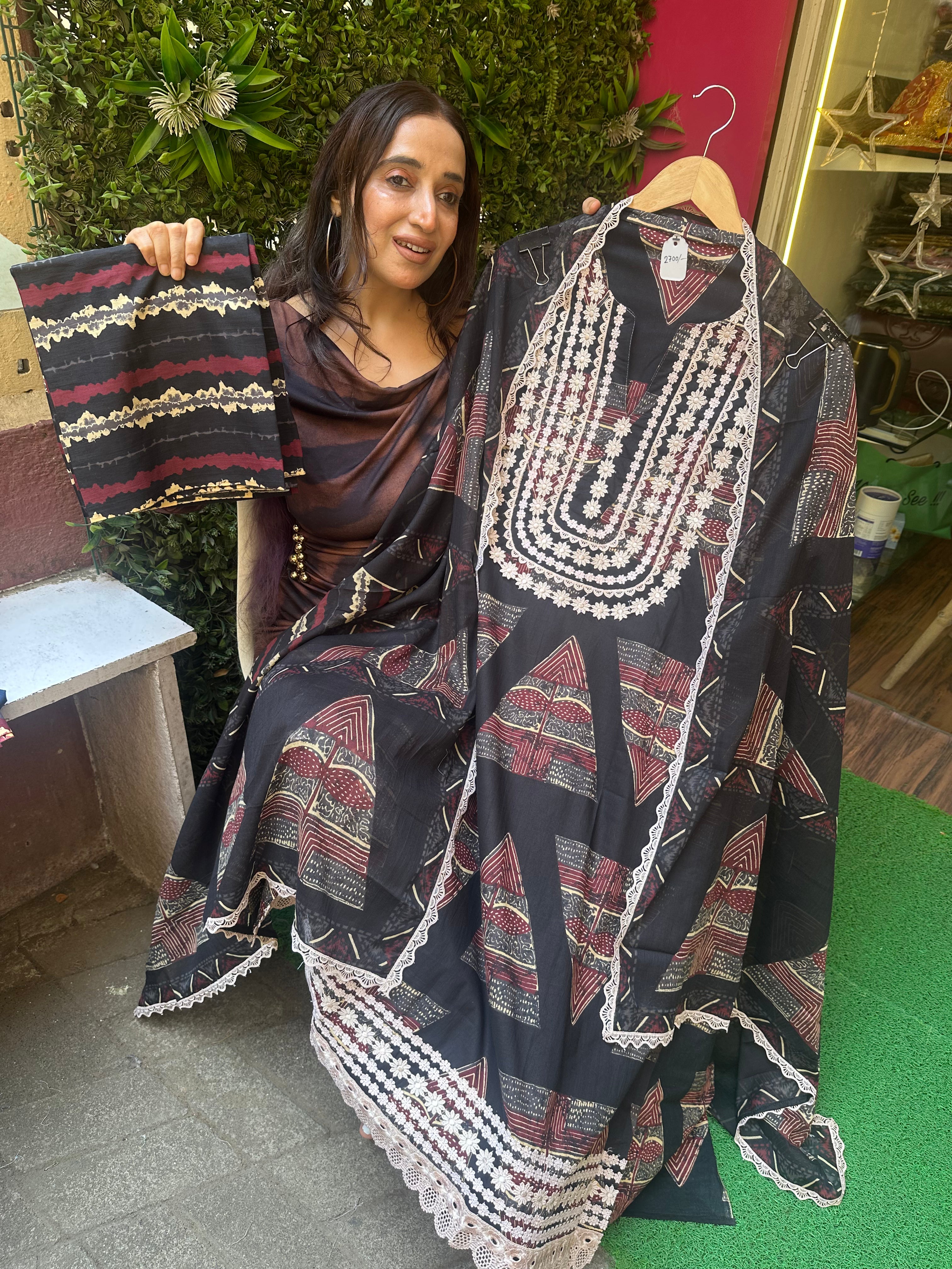 Unstitched PURE MULMUL COTTON AFGHANI PRINTS WITH LACES.