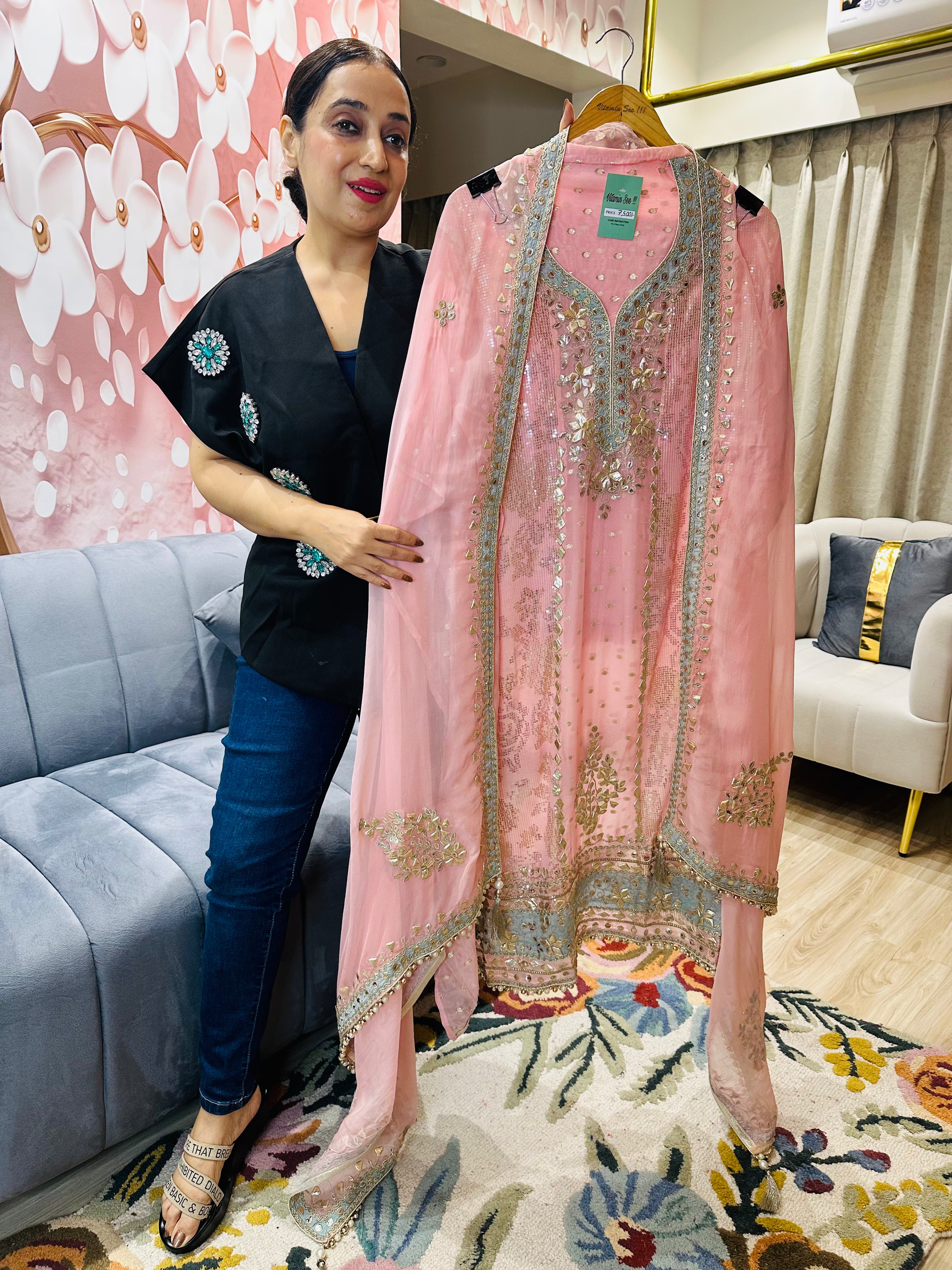 UNSTITCHED PURE ORGANZA HANDWORK SUITS.