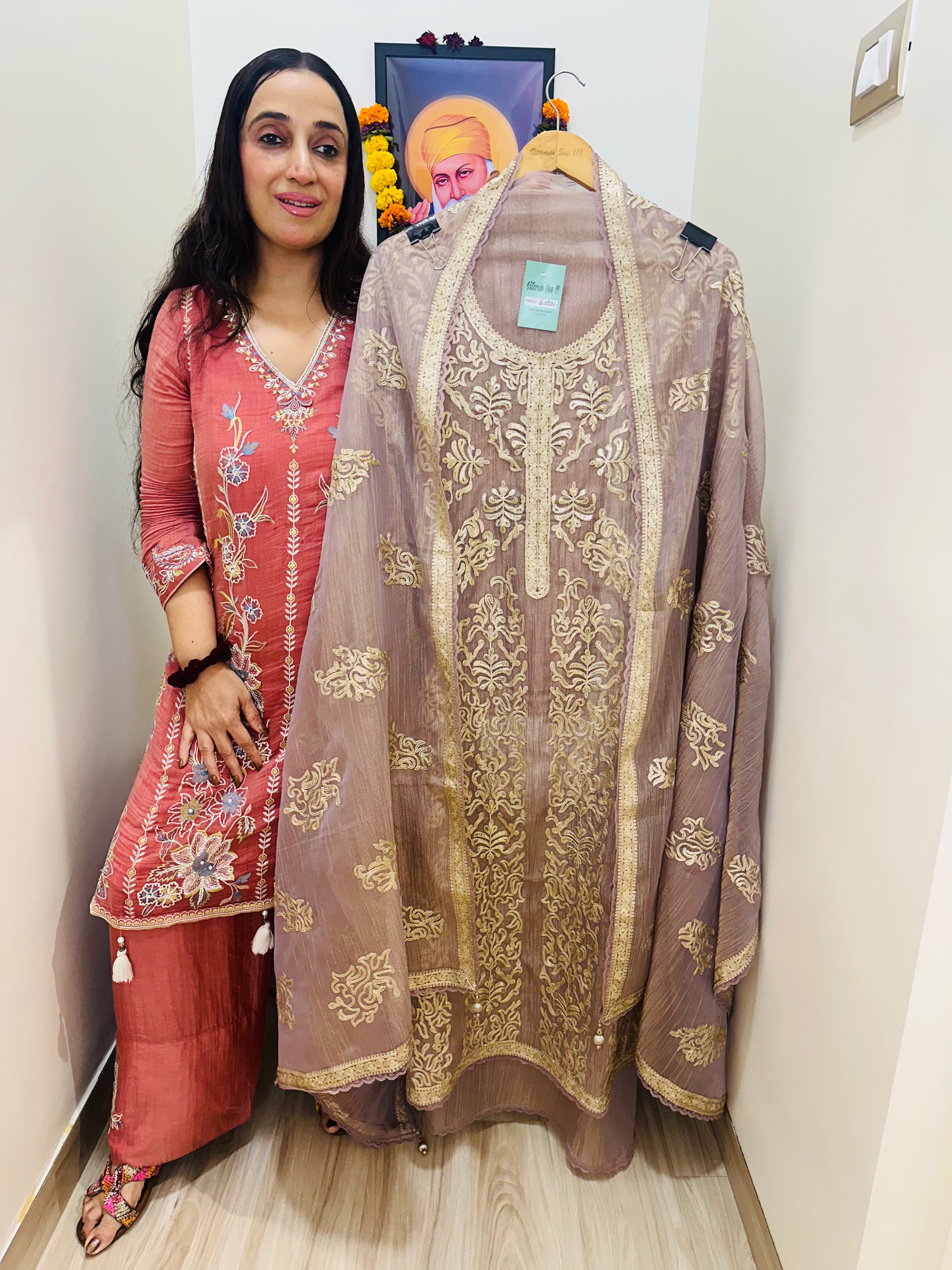 UNSTITCHED PURE CRUSH SILK SUITS.