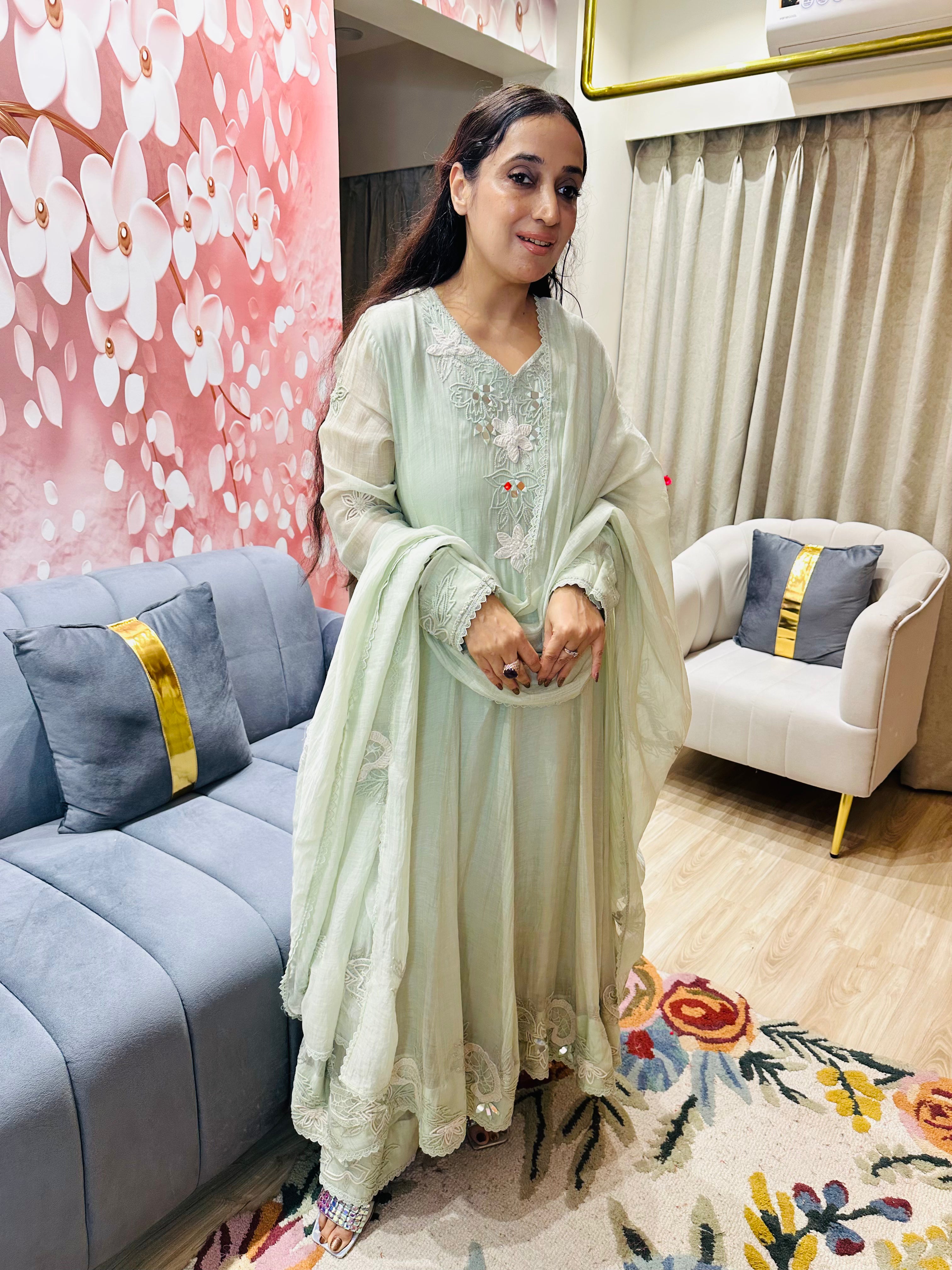 STITCHED PURE MULMUL KALIDARS.