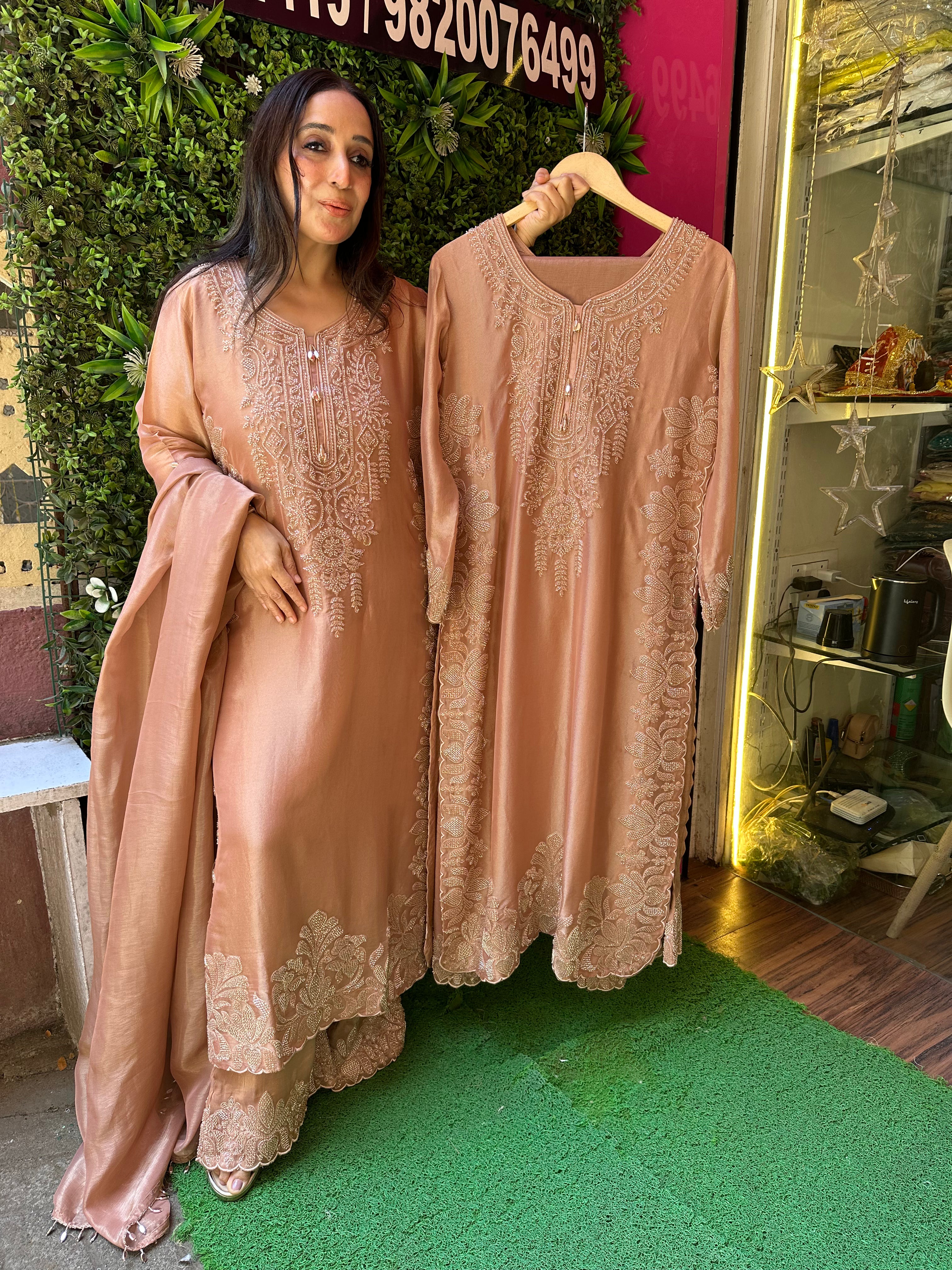 STITCHED PURE TISSUE ORGANZA HANDWORK SUITS.