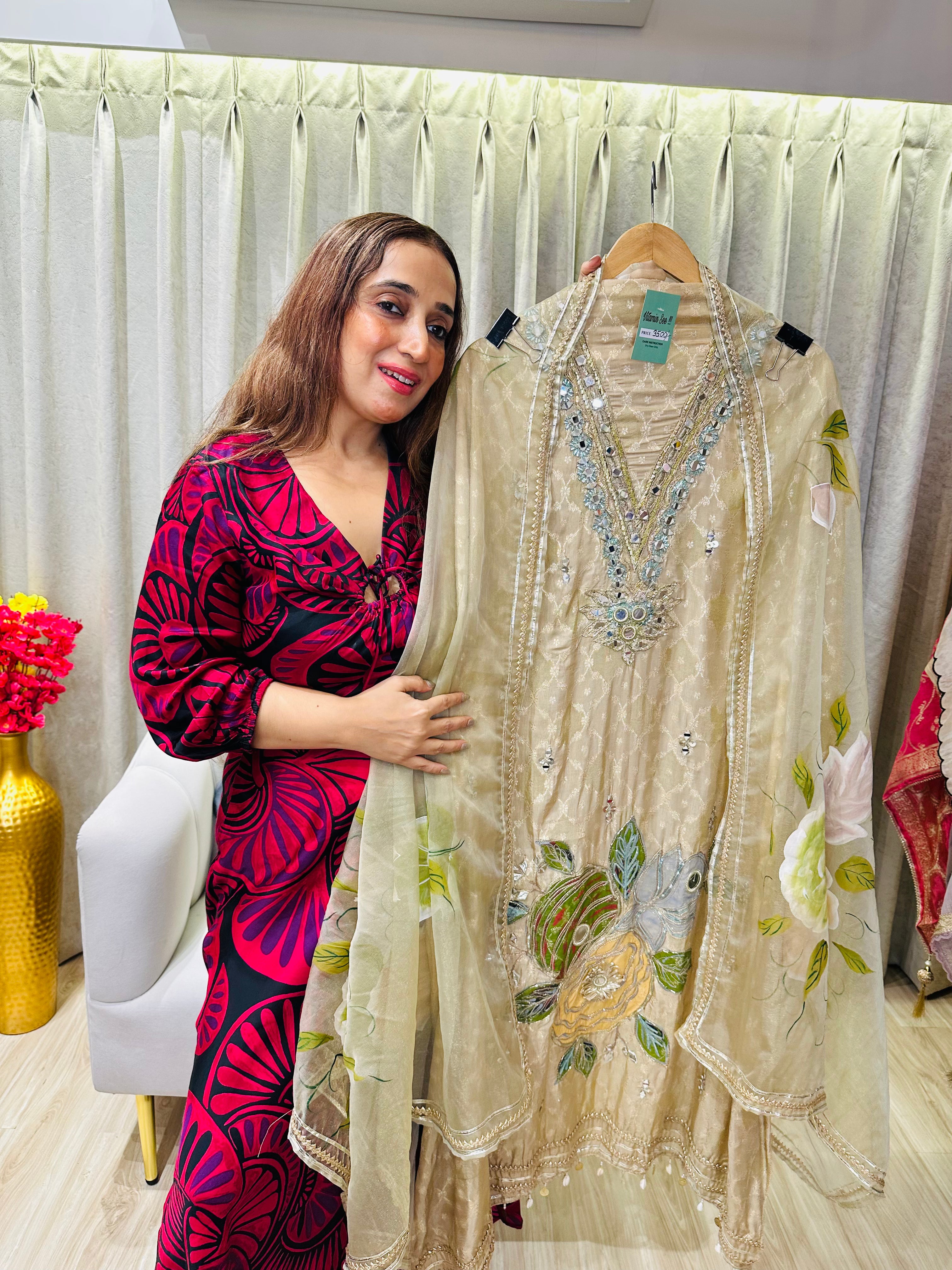 UNSTITCHED PURE SILK BROCADE SUITS.