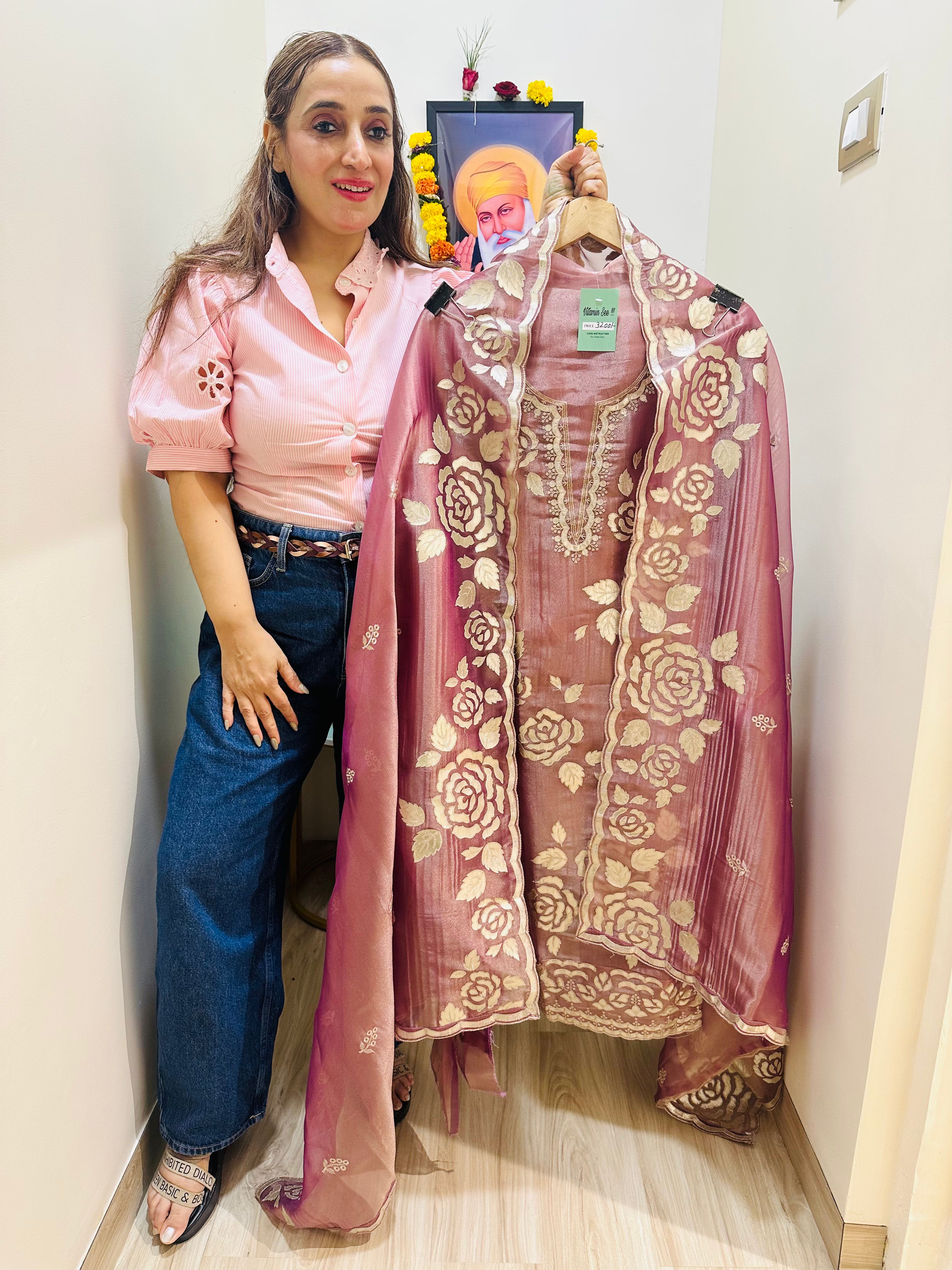 UNSTITCHED PURE GLASS TISSUE ANTIQUE GOTTA WORK SUITS.