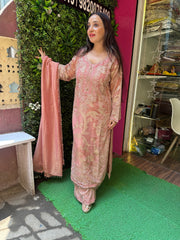STITCHED HANDWORK SUITS.